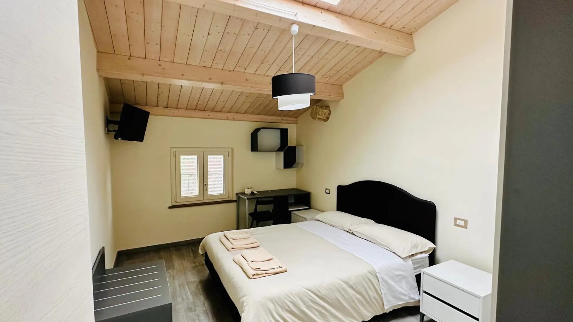 Locazione Turistica Rania Hotel Lucca Guest house